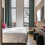 Monument Hotel