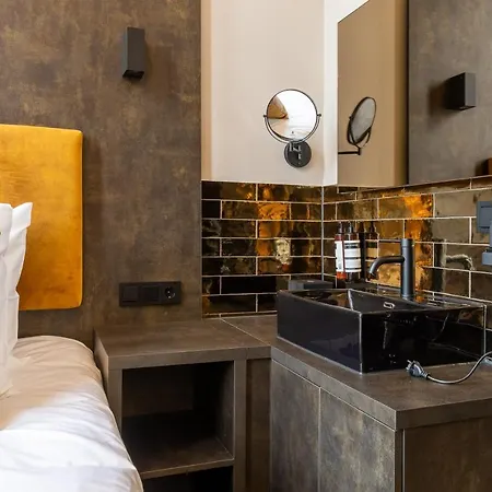 Отель Monument Зандам